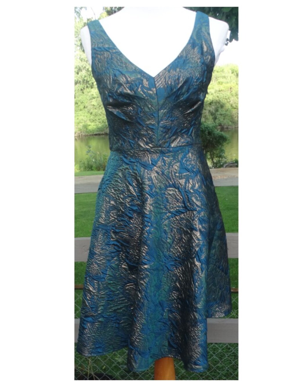 Anthropologie 4 EVA FRANCO Iridescent Metallic Jacquard Skater Cocktail Dress US